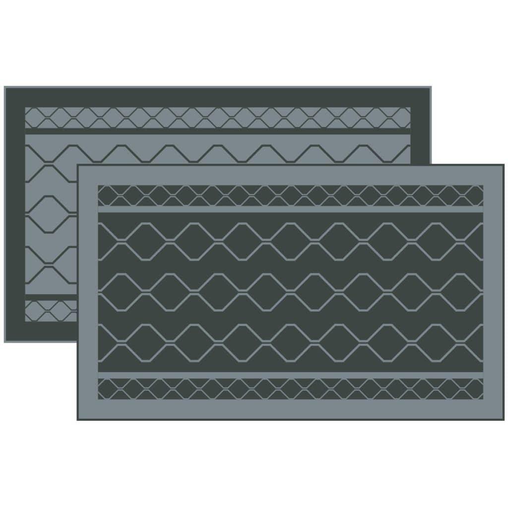 Recycled outdoor mat with geometric pattern, ideal for camping, beach, or picnics